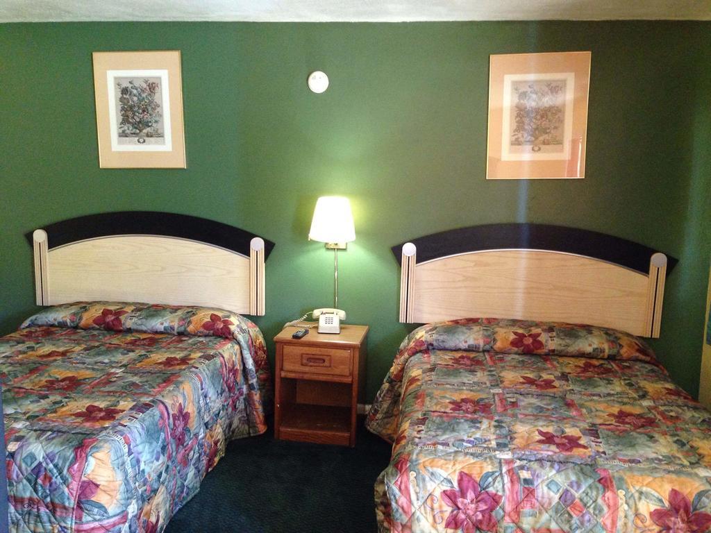 غينزفيل، فلوريدا Florida Motel الغرفة الصورة