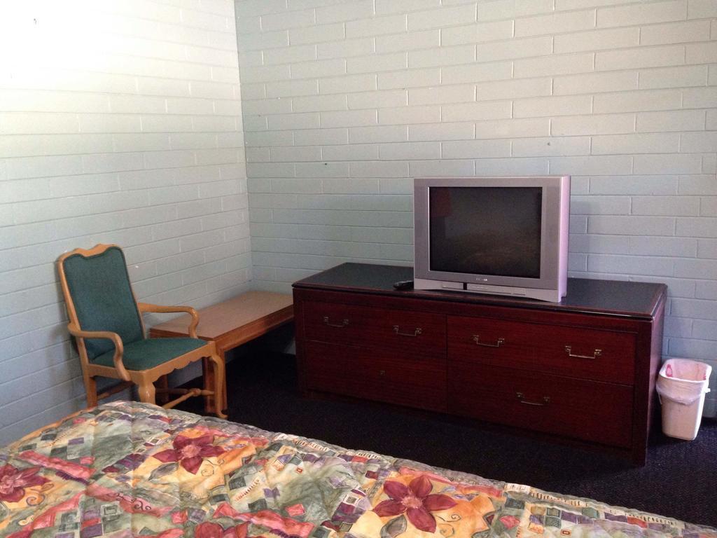 غينزفيل، فلوريدا Florida Motel الغرفة الصورة
